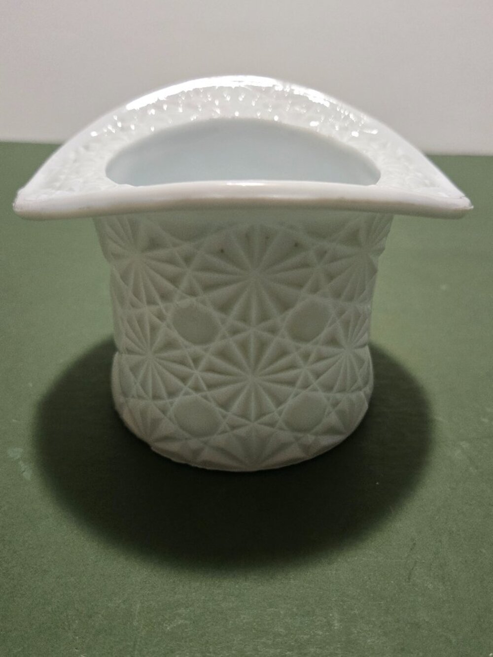 Fenton Milk Glass Top Hat